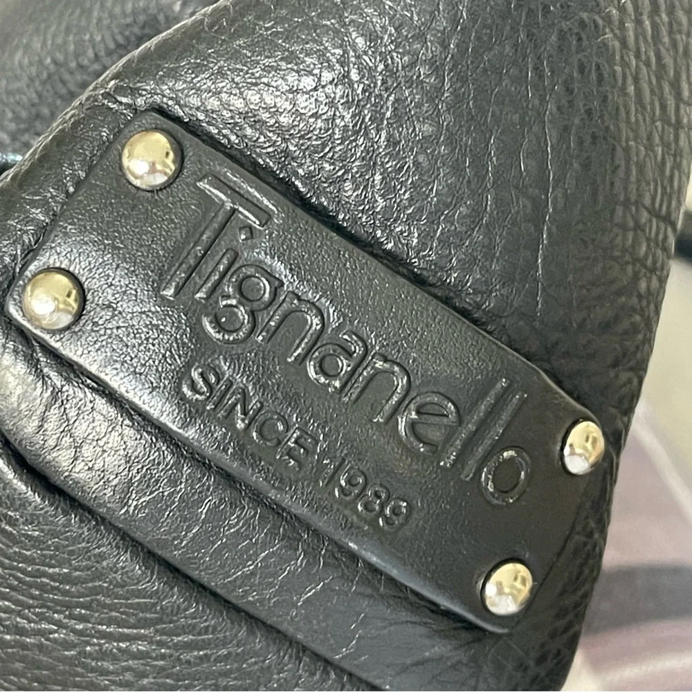 TIGNANELLO Black Pebbled Supple Leather Handbag Purse.